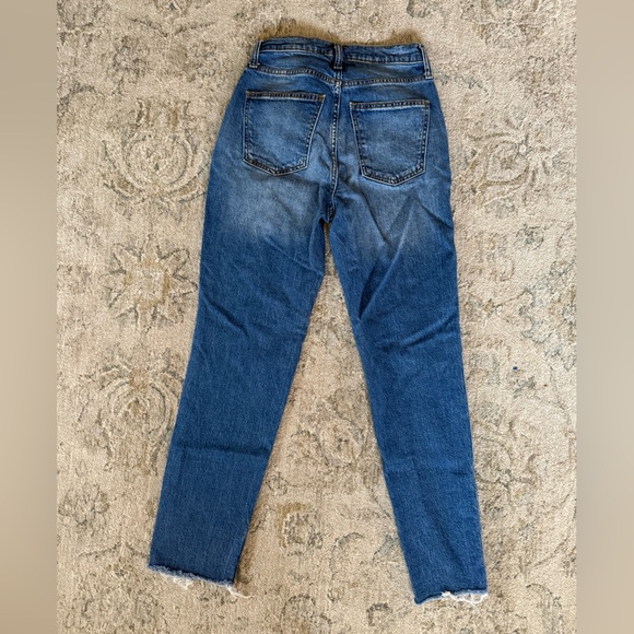 Universal Thread High Rise Blue Jeans - Picture 2 of 4
